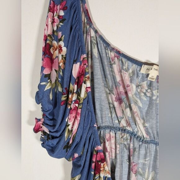 Pie In The Sky Blue Floral Crop Top Ties In The Front Short Sleeve Women's Sz 2X - Picture 5 of 6